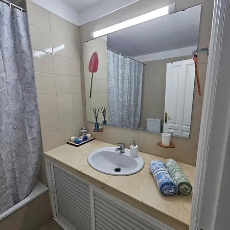Апартаменты Corbeta 427 Aircon And 3 Pools