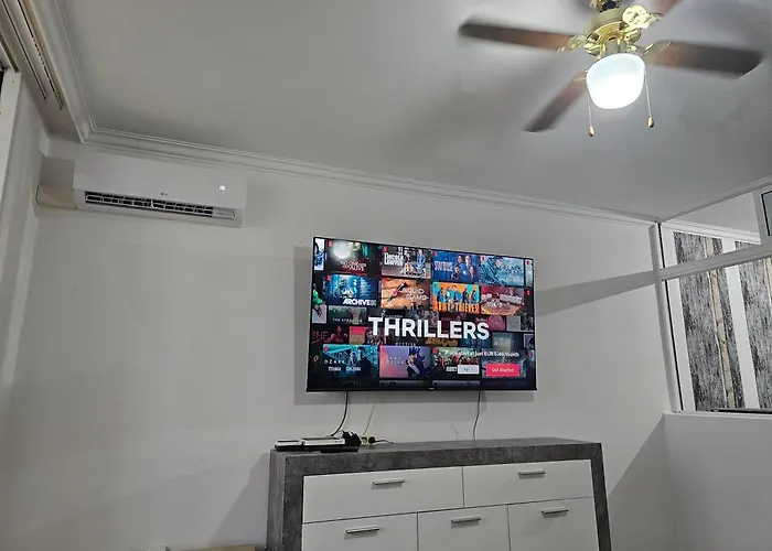 Corbeta 427 Aircon And 3 Pools * 산미겔데아보나