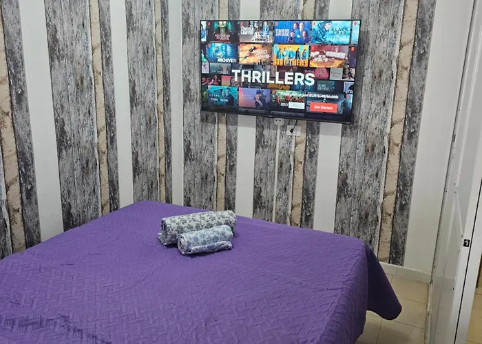 Corbeta 427 Aircon And 3 Pools *