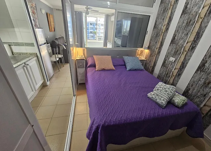 Corbeta 427 Aircon And 3 Pools *